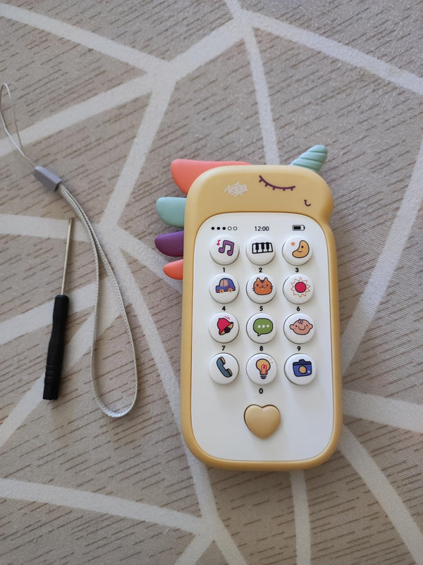 A gyerekek imádják a KinderPhone-t